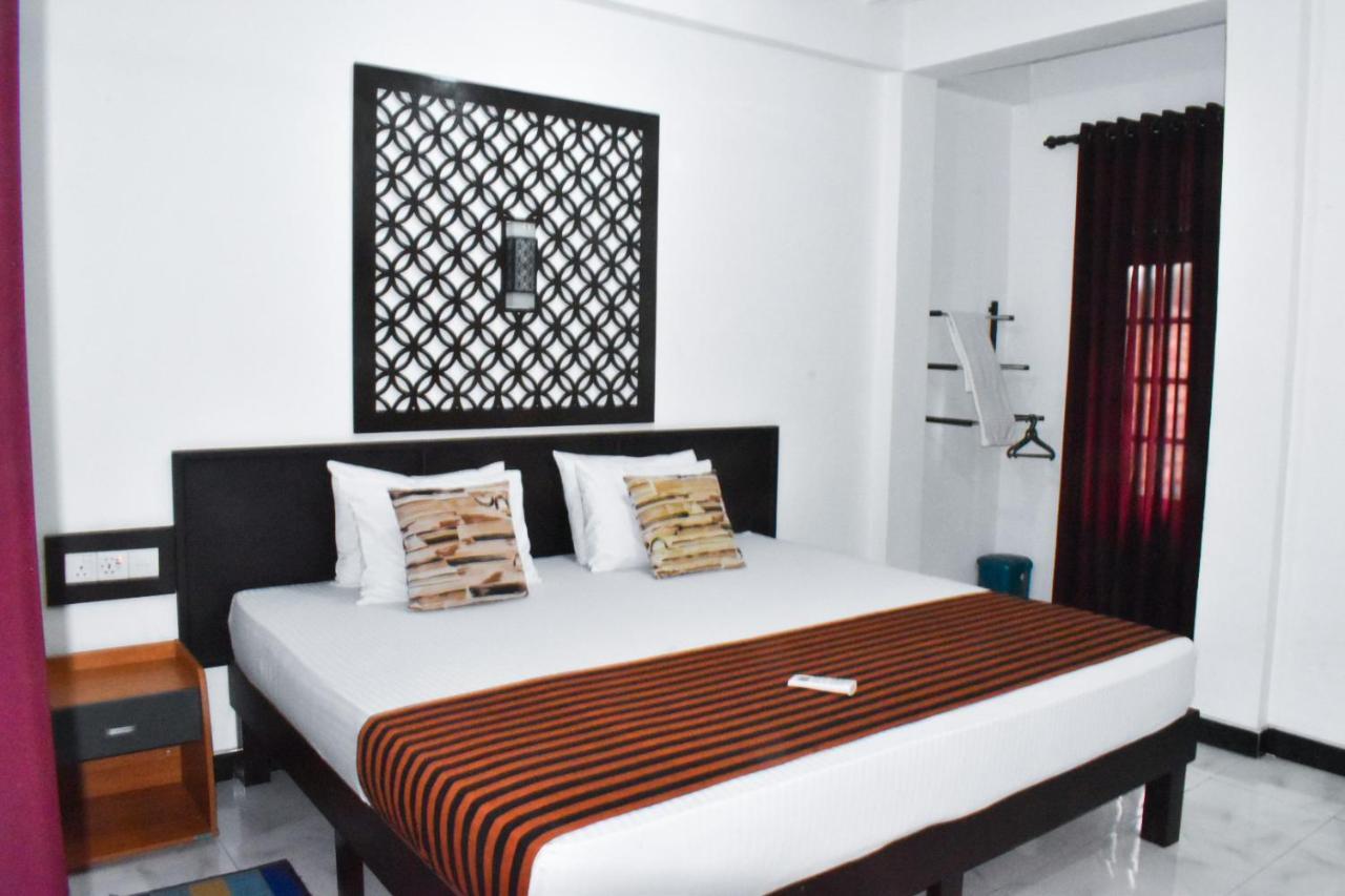 Myr-O Homestay Kombichankulama Exterior foto